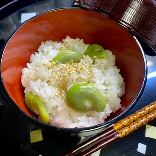 季節の味わい　母の日にも…　＊そら豆のおこわ＊